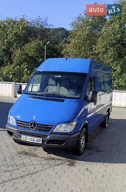 Грузовой фургон Mercedes-Benz Sprinter 2001 в 