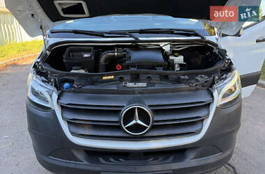 Грузовой фургон Mercedes-Benz Sprinter 2019 в 