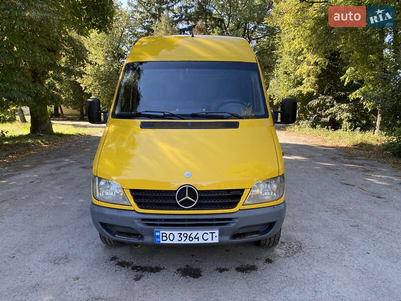 Mercedes-Benz Sprinter 2004
