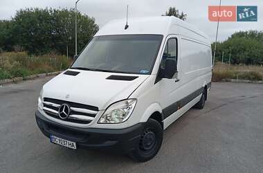 Грузовой фургон Mercedes-Benz Sprinter 2013 в Львове