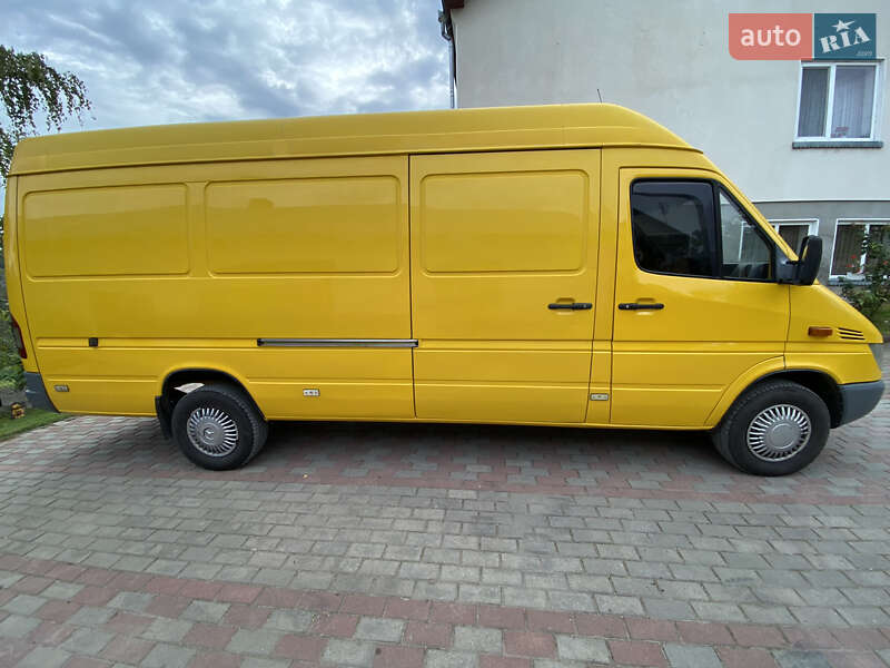 Вантажний фургон Mercedes-Benz Sprinter 2004 в Тернополі фото 11 Вантажний фургон Mercedes-Benz Sprinter 2004 в Тернополі