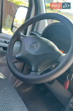 Вантажний фургон Mercedes-Benz Sprinter 2006 в 