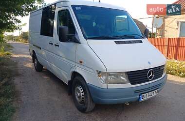 Грузовой фургон Mercedes-Benz Sprinter 1999 в 