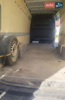 Грузовой фургон Mercedes-Benz Sprinter 2010 в 