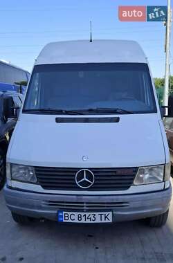 Грузовой фургон Mercedes-Benz Sprinter 1998 в Львове
