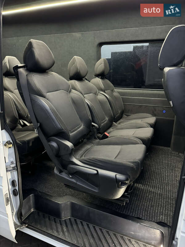 Микроавтобус Mercedes-Benz Sprinter 2002 в Ровно