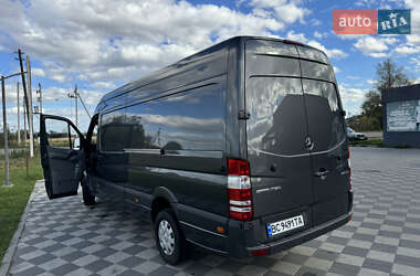 Грузовой фургон Mercedes-Benz Sprinter 2015 в 