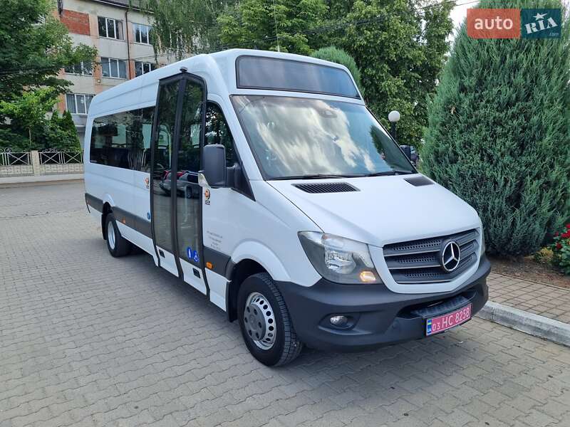 Городской автобус Mercedes-Benz Sprinter 2016 в Черновцах