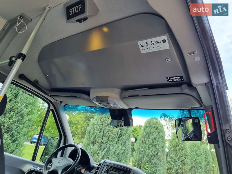 Городской автобус Mercedes-Benz Sprinter 2016 в Черновцах
