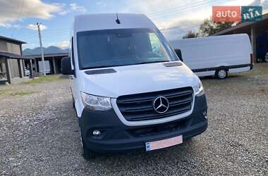 Грузовой фургон Mercedes-Benz Sprinter 2020 в 