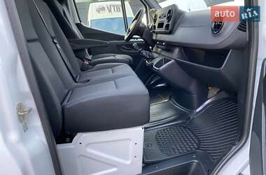 Грузовой фургон Mercedes-Benz Sprinter 2020 в 