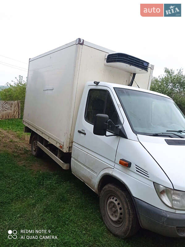 Рефрижератор Mercedes-Benz Sprinter 2005 в Черновцах