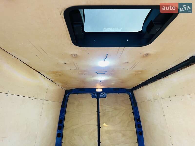Вантажний фургон Mercedes-Benz Sprinter 2020 в Дніпрі