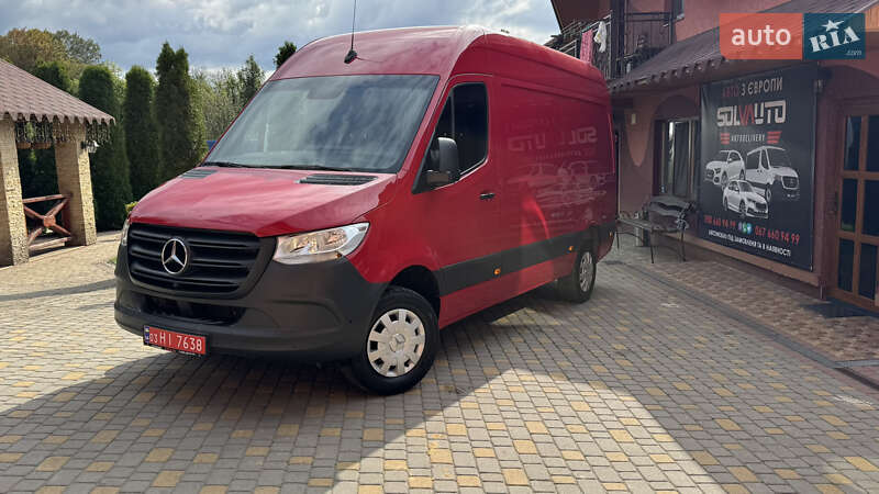 Вантажний фургон Mercedes-Benz Sprinter 2021 в Сваляві