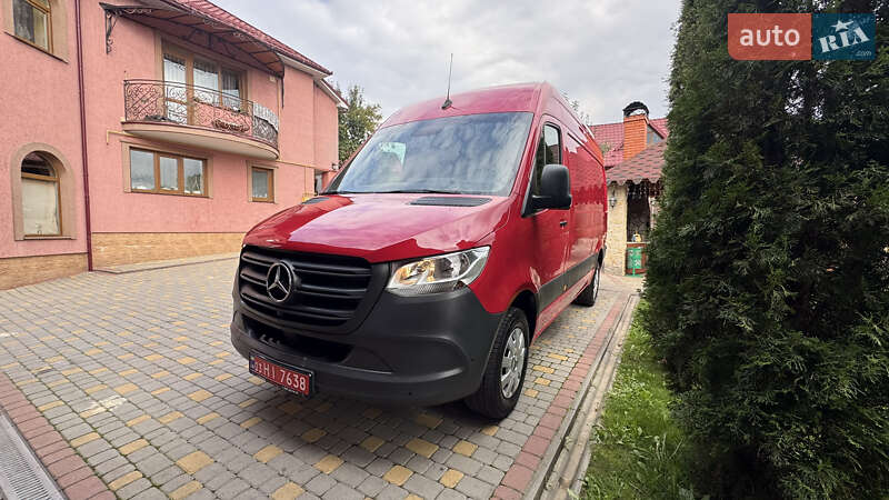 Вантажний фургон Mercedes-Benz Sprinter 2021 в Сваляві