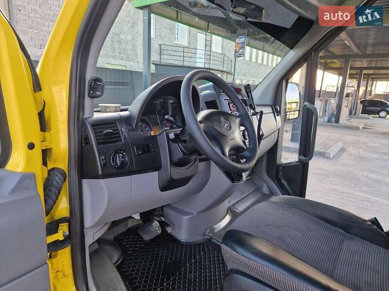 Туристичний / Міжміський автобус Mercedes-Benz Sprinter 2013 в Борщеві