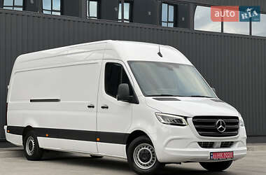 Грузовой фургон Mercedes-Benz Sprinter 2021 в 