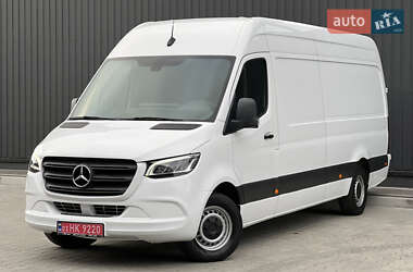 Грузовой фургон Mercedes-Benz Sprinter 2021 в 