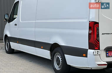 Грузовой фургон Mercedes-Benz Sprinter 2021 в 