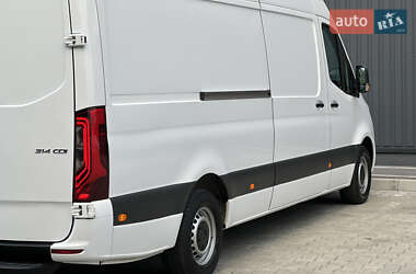 Грузовой фургон Mercedes-Benz Sprinter 2021 в 