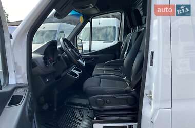 Грузовой фургон Mercedes-Benz Sprinter 2020 в 