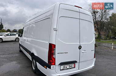 Грузовой фургон Mercedes-Benz Sprinter 2020 в 
