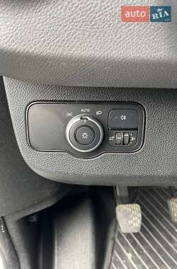 Грузовой фургон Mercedes-Benz Sprinter 2018 в 