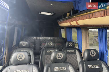 Микроавтобус Mercedes-Benz Sprinter 2006 в 