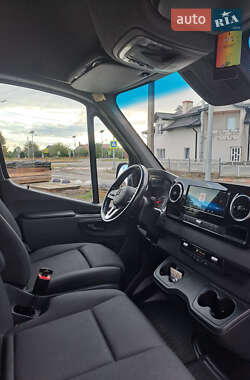 Грузовой фургон Mercedes-Benz Sprinter 2021 в 