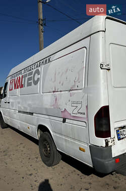 Грузовой фургон Mercedes-Benz Sprinter 2003 в 