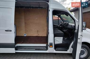 Грузовой фургон Mercedes-Benz Sprinter 2020 в 