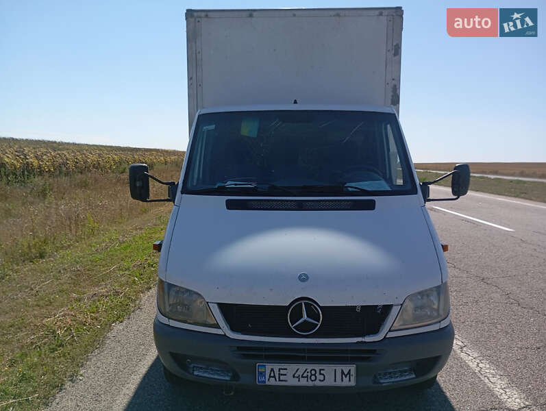 Mercedes-Benz Sprinter 2005