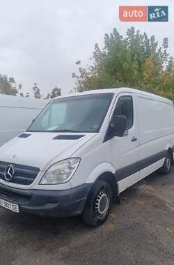 Грузовой фургон Mercedes-Benz Sprinter 2012 в 