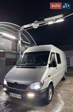Грузопассажирский фургон Mercedes-Benz Sprinter 2006 в Сарнах