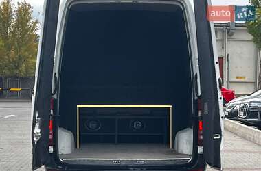 Микроавтобус Mercedes-Benz Sprinter 2012 в 