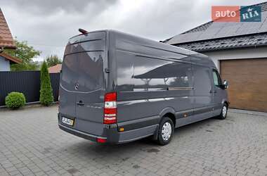 Грузовой фургон Mercedes-Benz Sprinter 2017 в 