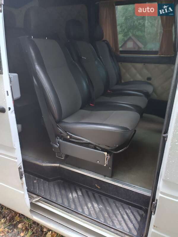 Микроавтобус Mercedes-Benz Sprinter 2005 в Старой Выжевке