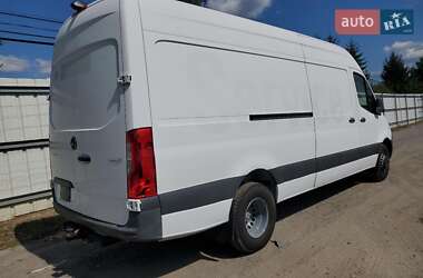 Грузовой фургон Mercedes-Benz Sprinter 2019 в 
