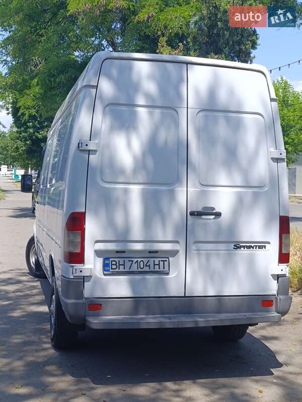 Микроавтобус грузовой (до 3,5т) Mercedes-Benz Sprinter 2005 в Измаиле фото 3 Микроавтобус грузовой (до 3,5т) Mercedes-Benz Sprinter 2005 в Измаиле