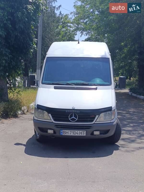 Mercedes-Benz Sprinter 2005