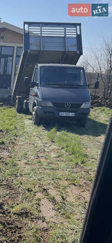Самосвал Mercedes-Benz Sprinter 2005 в Мукачево