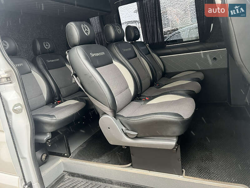 Микроавтобус Mercedes-Benz Sprinter 2016 в Долине