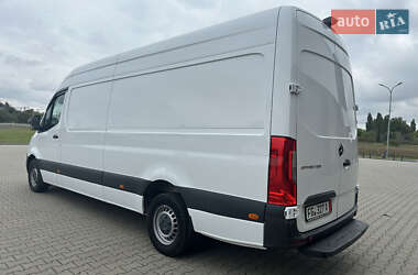 Грузовой фургон Mercedes-Benz Sprinter 2021 в 