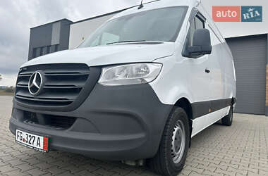 Грузовой фургон Mercedes-Benz Sprinter 2021 в 