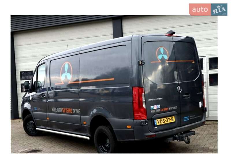 Грузовой фургон Mercedes-Benz Sprinter 2020 в Черновцах