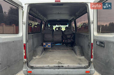 Грузопассажирский фургон Mercedes-Benz Sprinter 2005 в 