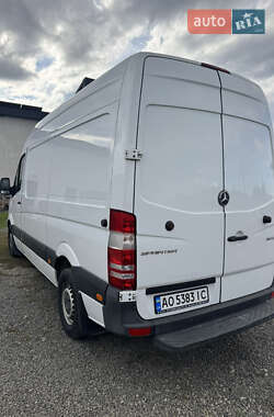 Грузовой фургон Mercedes-Benz Sprinter 2013 в 