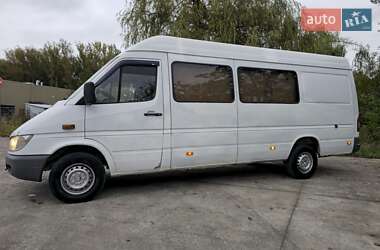 Грузопассажирский фургон Mercedes-Benz Sprinter 2005 в 