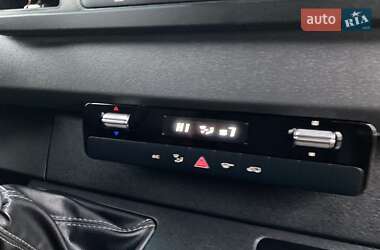 Грузовой фургон Mercedes-Benz Sprinter 2023 в 