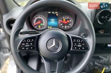 Грузовой фургон Mercedes-Benz Sprinter 2023 в 